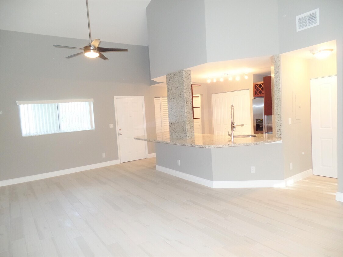 Primary Photo - 3465 NW 44th St