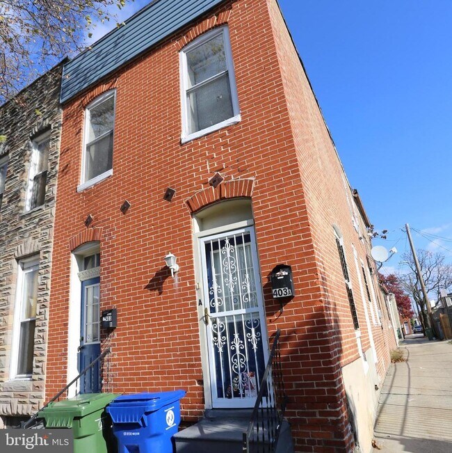 Building Photo - 403 N Castle St