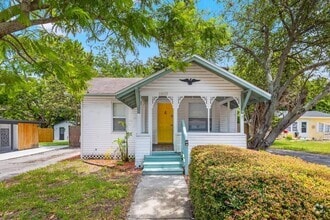 Building Photo - 1803 Douglas Ave