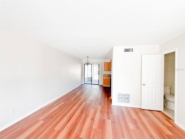 Photo - 2017 N Kelley Ave Townhome