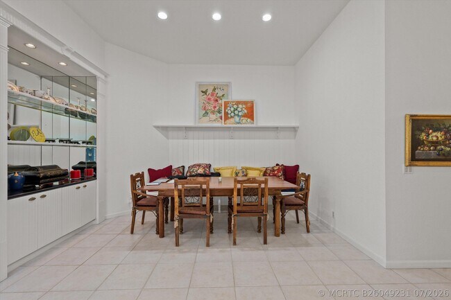 Foto del edificio - 10499 Laurel Estates Ln