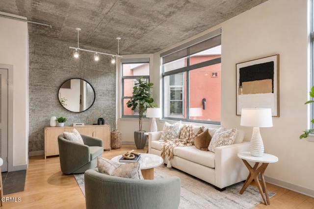 Foto del edificio - 840 E Green St