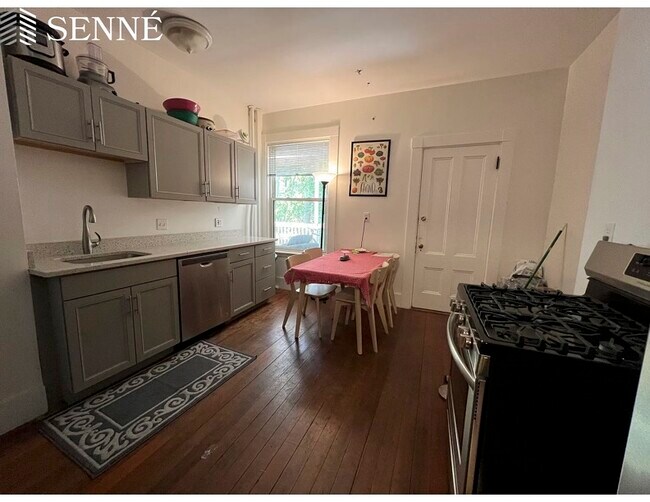 Cocina - 19 Trowbridge St
