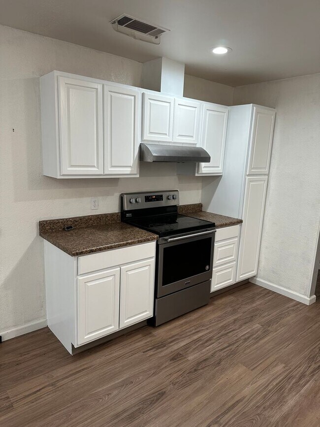 Foto del edificio - Home for rent