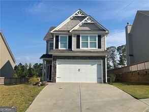 Building Photo - 325 Melody Ln