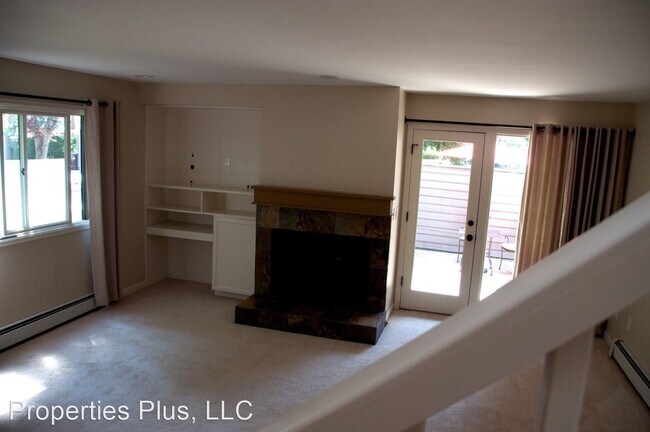 Building Photo - 2 br, 2.5 bath House - 3083 Edison Ct