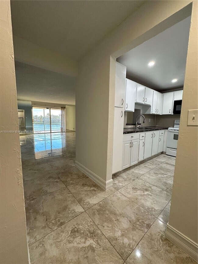 Foto del edificio - 311 SE 3rd St