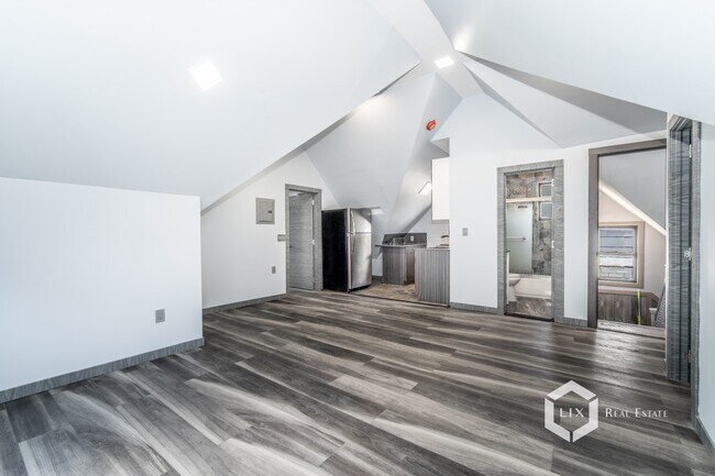 Foto del edificio - 388 E 3rd St