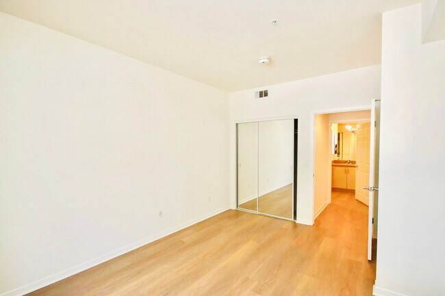 Foto del edificio - Beautiful 1 bedroom 1 Bathroom, Central Pa...