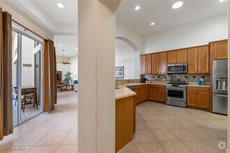 Building Photo - 1757 Tarpon Bay Dr S