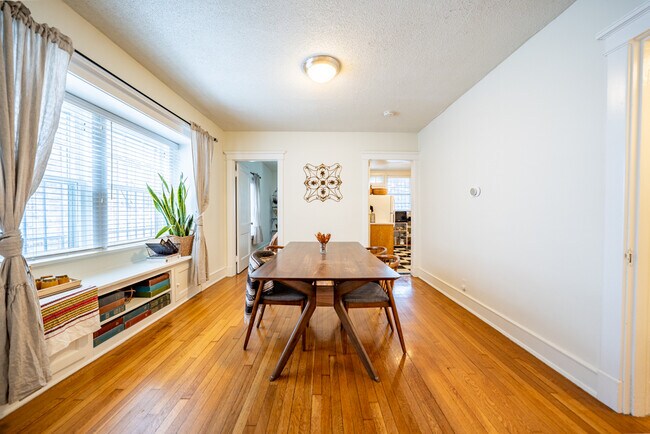 Foto del edificio - 4152 McGee St