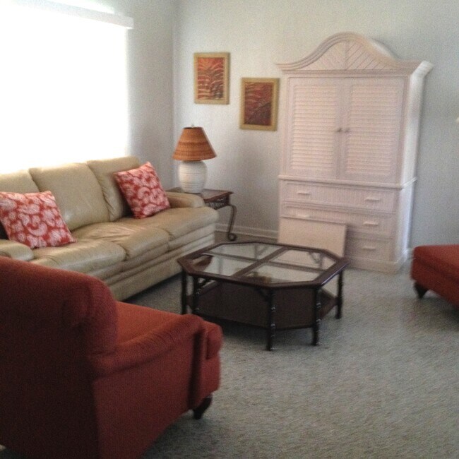 Building Photo - 6034 Linneal Beach Dr