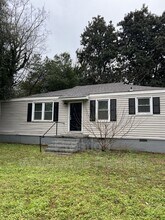 Building Photo - 3028 Meade St