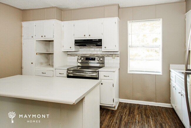 Foto del edificio - 1011 Hillwood Dr SW