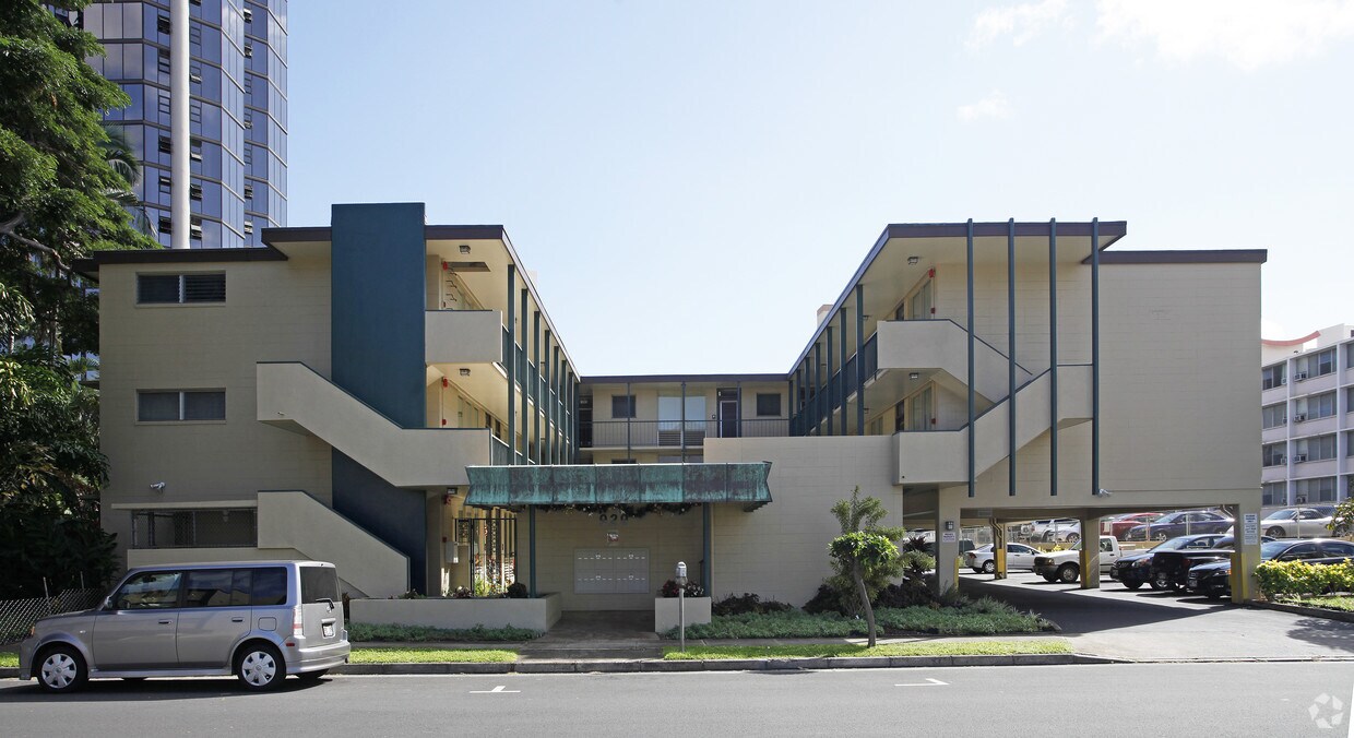 Primary Photo - Belvedere