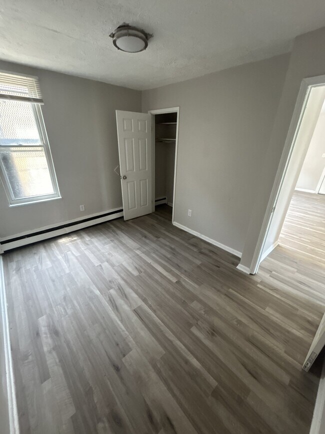 Building Photo - 3547 Harvey Ave