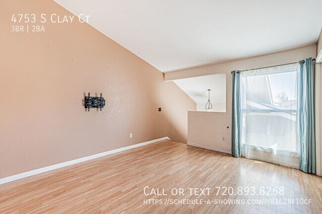 Building Photo - Your Ideal Place Awaits: Spacious 3-Bedroo...