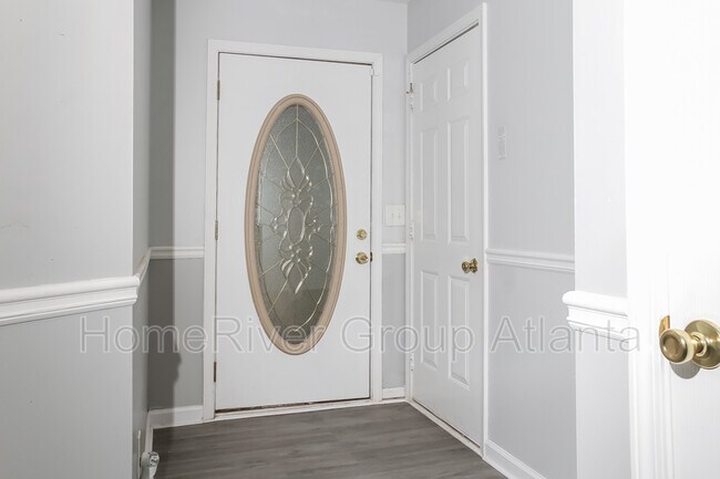 Foto del edificio - 120 Highgrove Dr