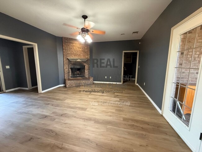 Building Photo - 4216 Willow St