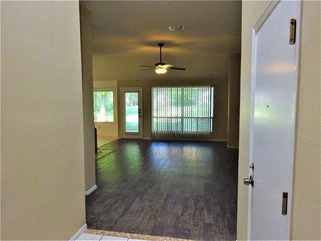Building Photo - 10904 Redgate Ln