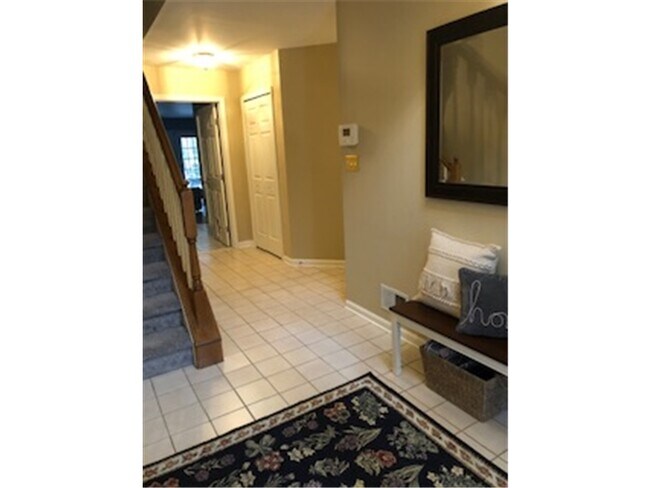Building Photo - 108 Vineyards Ct