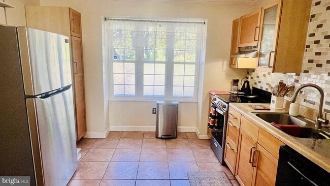 Building Photo - 18310 Timko Ln