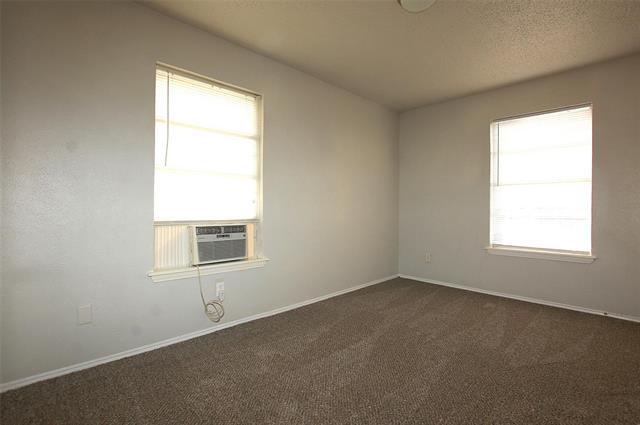 Building Photo - 407 S Bois D'Arc St