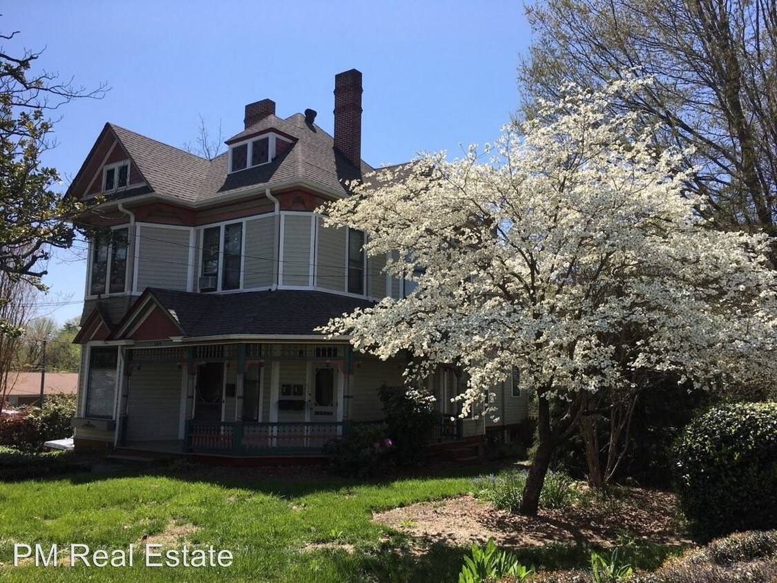 Foto principal - 500 S Mendenhall St