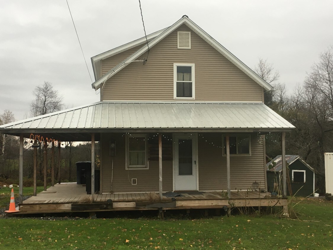 400 Woodward Rd, Fairfax, VT 05454 House Rental in Fairfax, VT