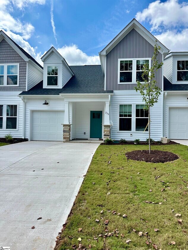 Foto principal - 239 Woodhouse Wy