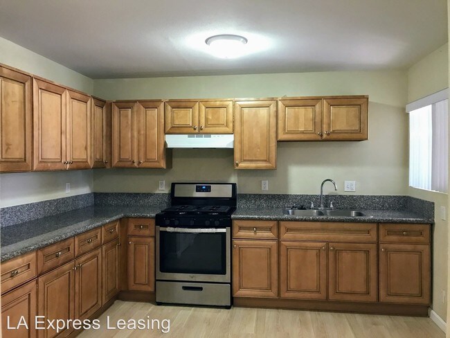 Foto del edificio - 624 N Alamo St