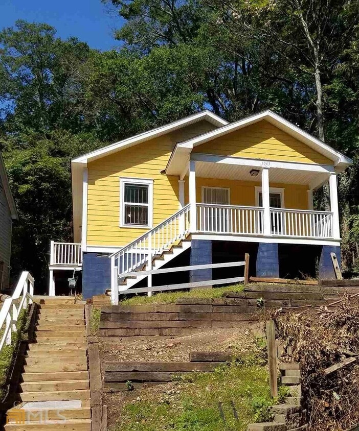 Foto principal - 1043 Hubbard
