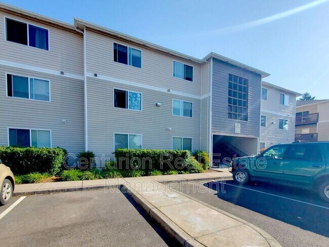 Building Photo - 4480 Seaton Ln NE