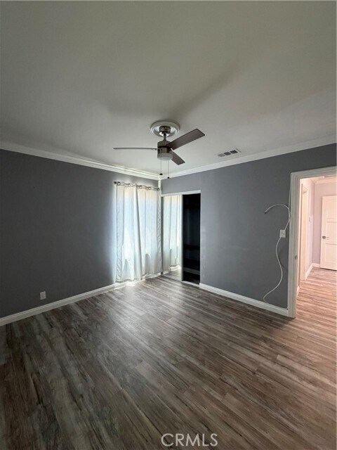 Foto del edificio - 11521 Mines Blvd