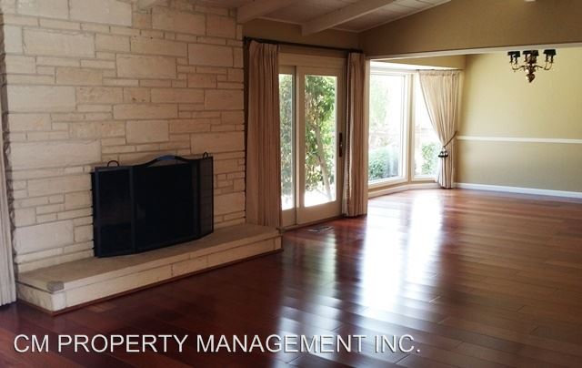 Building Photo - 18173 Via Encantada