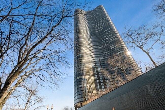 Building Photo - 505 N Lake Shore Dr
