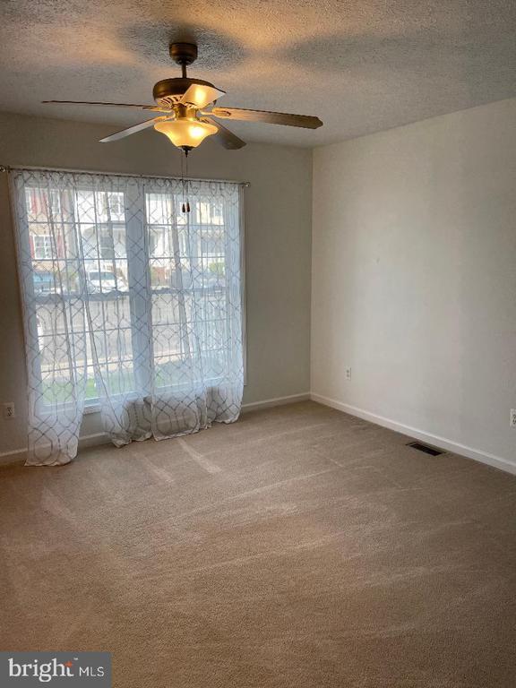 Building Photo - 1115 Settlers Landing Dr