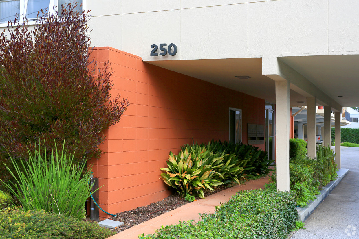 Entrance - 250 N San Mateo Dr