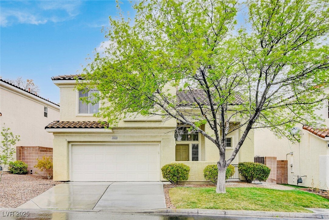 Primary Photo - 2033 Shining Feather Ln