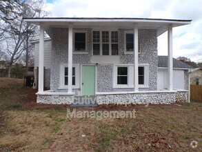 Building Photo - 308 Polly Reed Rd NE