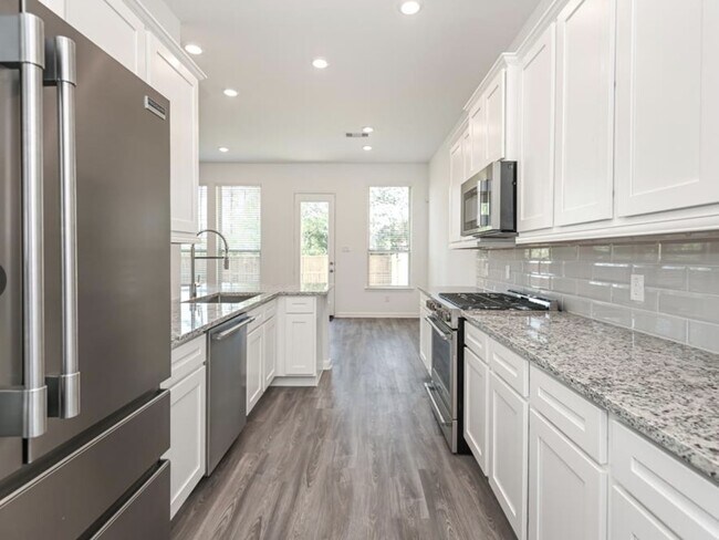 Building Photo - 530 Dry Fork Ln