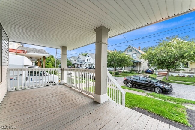 Building Photo - 3318 W 90th St
