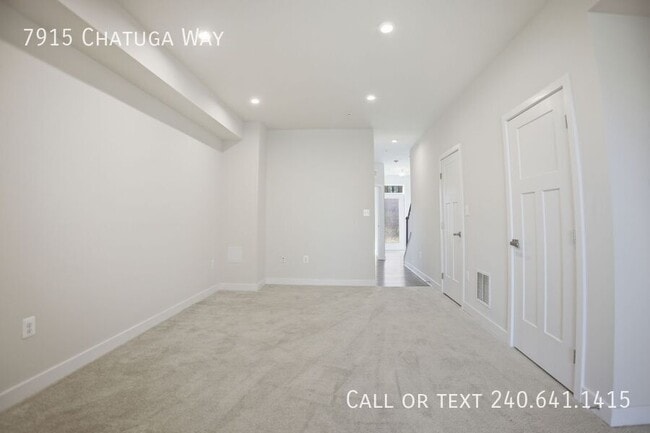 Building Photo - 7915 Chatuga Wy