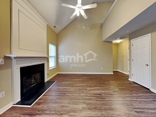 Foto del edificio - 183 Bonnie Woods Dr