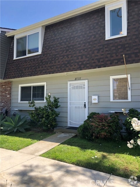 Building Photo - 8131 Foxhall Dr