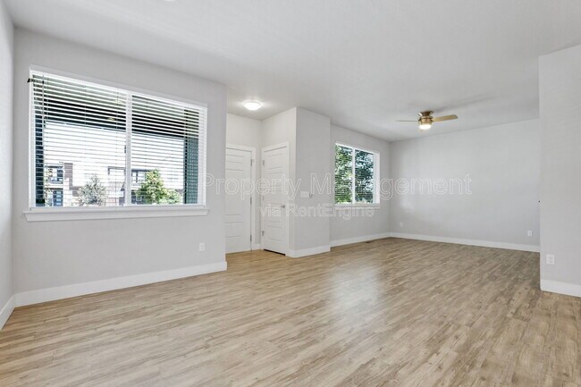Foto del edificio - 5829 N Beeler St