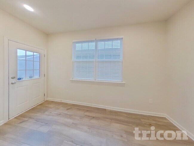 Foto del edificio - 112 Fennec Dr