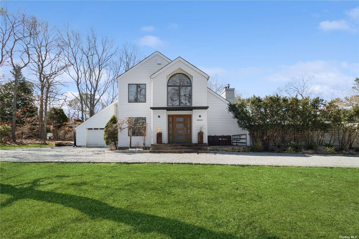 11 Midhampton Ct, Quogue, NY 11959 House Rental in Quogue, NY