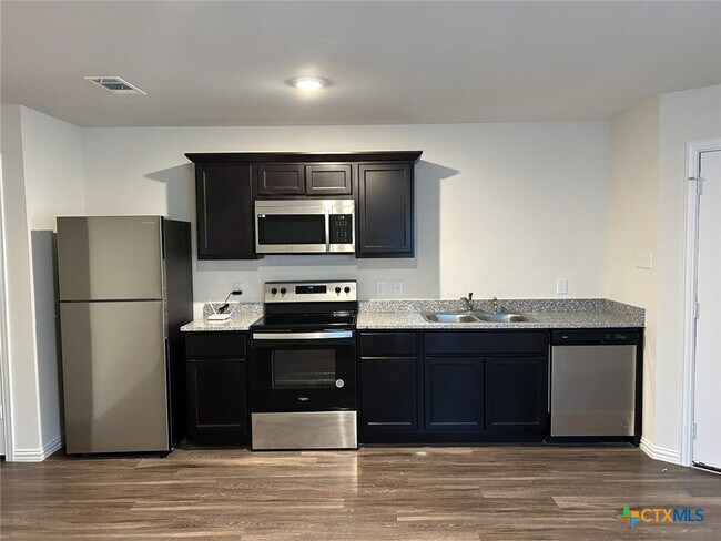 Foto del edificio - 918 S 39th St