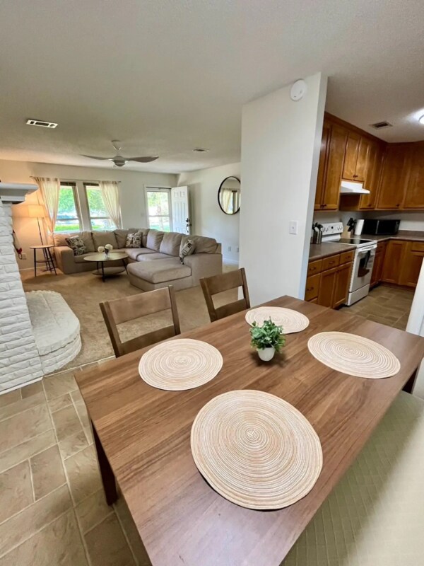 Foto del edificio - 4020 Claiborne Cir